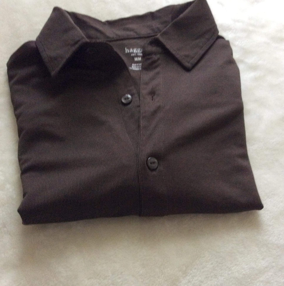 Haggar Men's Dark Brown Short sleeve Buttoned down Shirt Medium
